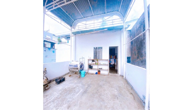 Bán nhà QUẬN PHÚ NHUẬN, hẻm Lê Văn Sỹ, 5.6 x 11.8m, Giá 6.55 tỷ